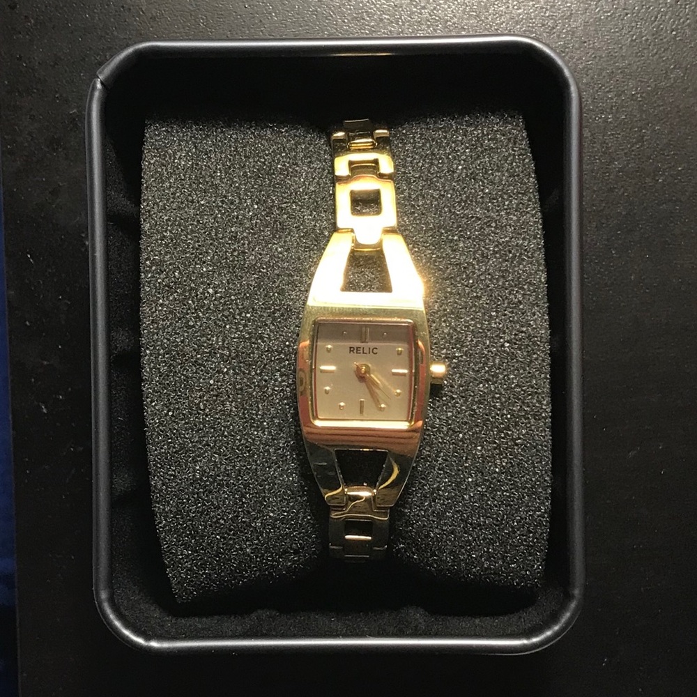 NEW Relic Gold Square Women’s Dress Watch